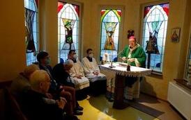 Msza św. w hospicjum