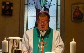 Abp Pawłowski w hospicjum 2022-10-30 9